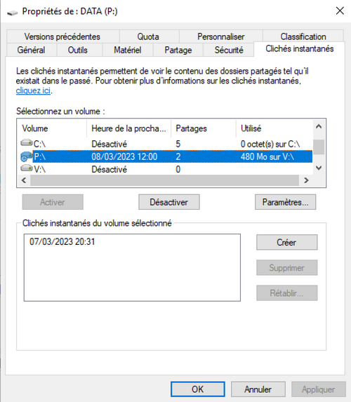 Lister les clichés instantanés sur un volume